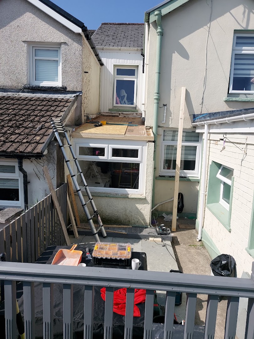 LP Contractors | Builders & Roofers · Photos 5
